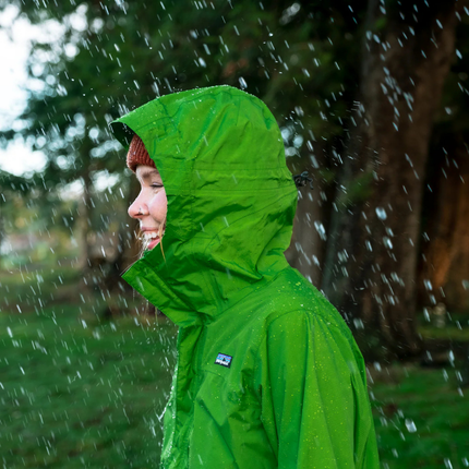 Gear Aid ReviveX Durable Water Repellent Spray -  PFAS-free with Zero Fluorocarbons - 10 oz