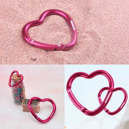 Munkees Heart Carabiner